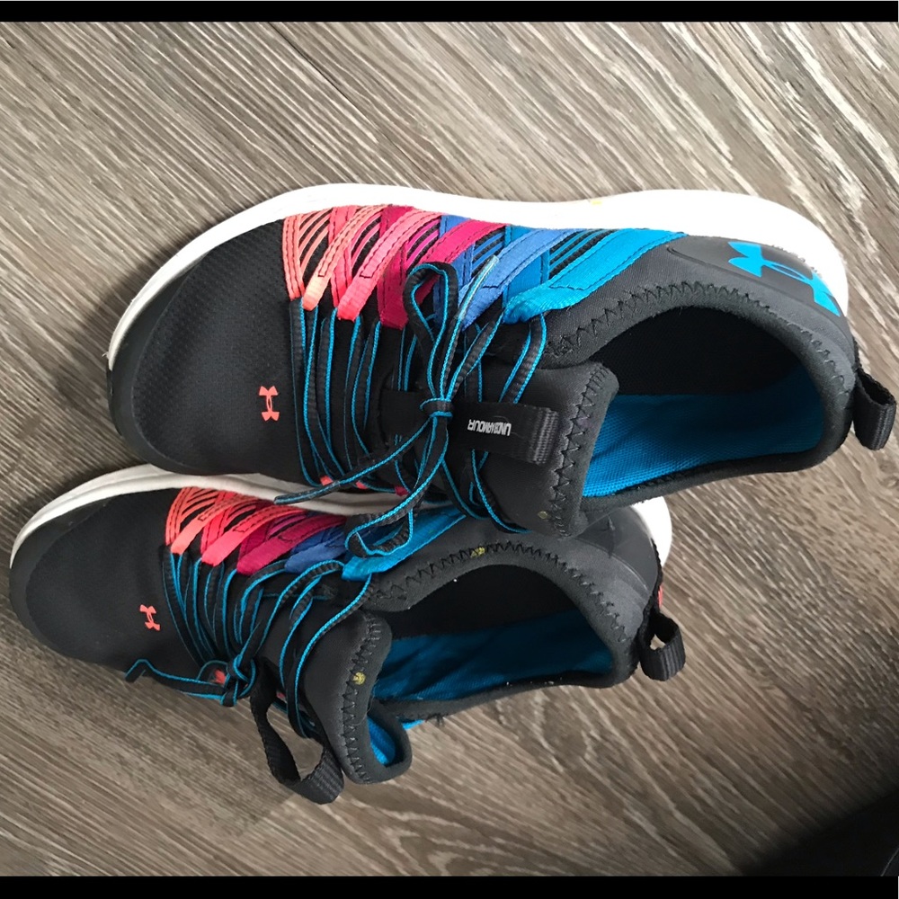 Under Armour tennis shoes